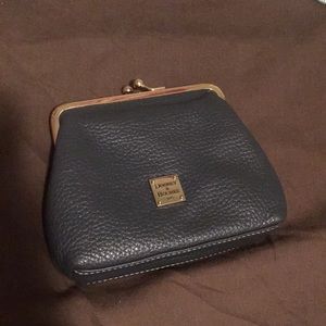 Dooney&Bourke change purse
